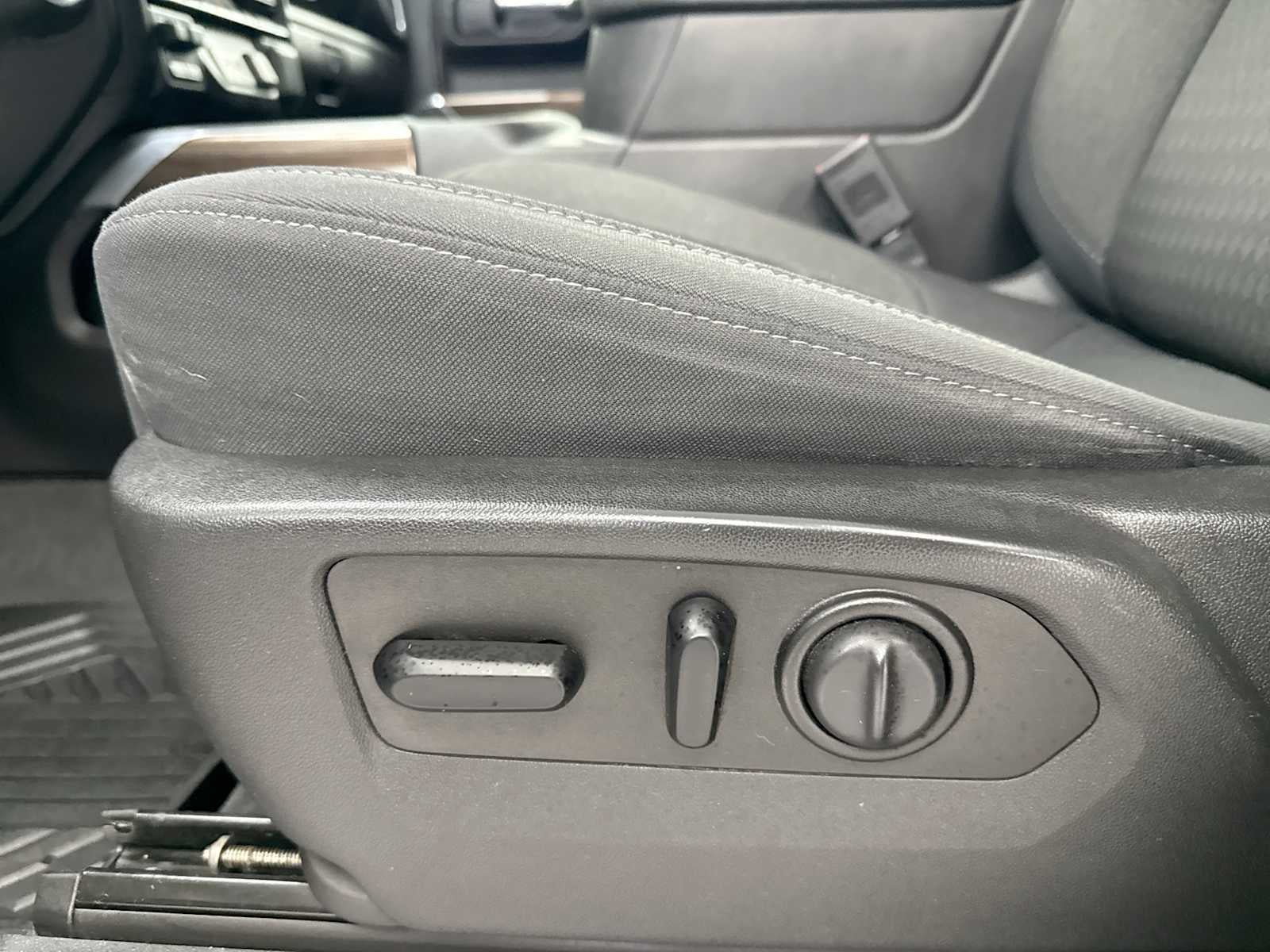 2020 Chevrolet Silverado 1500 RST - Photo 14