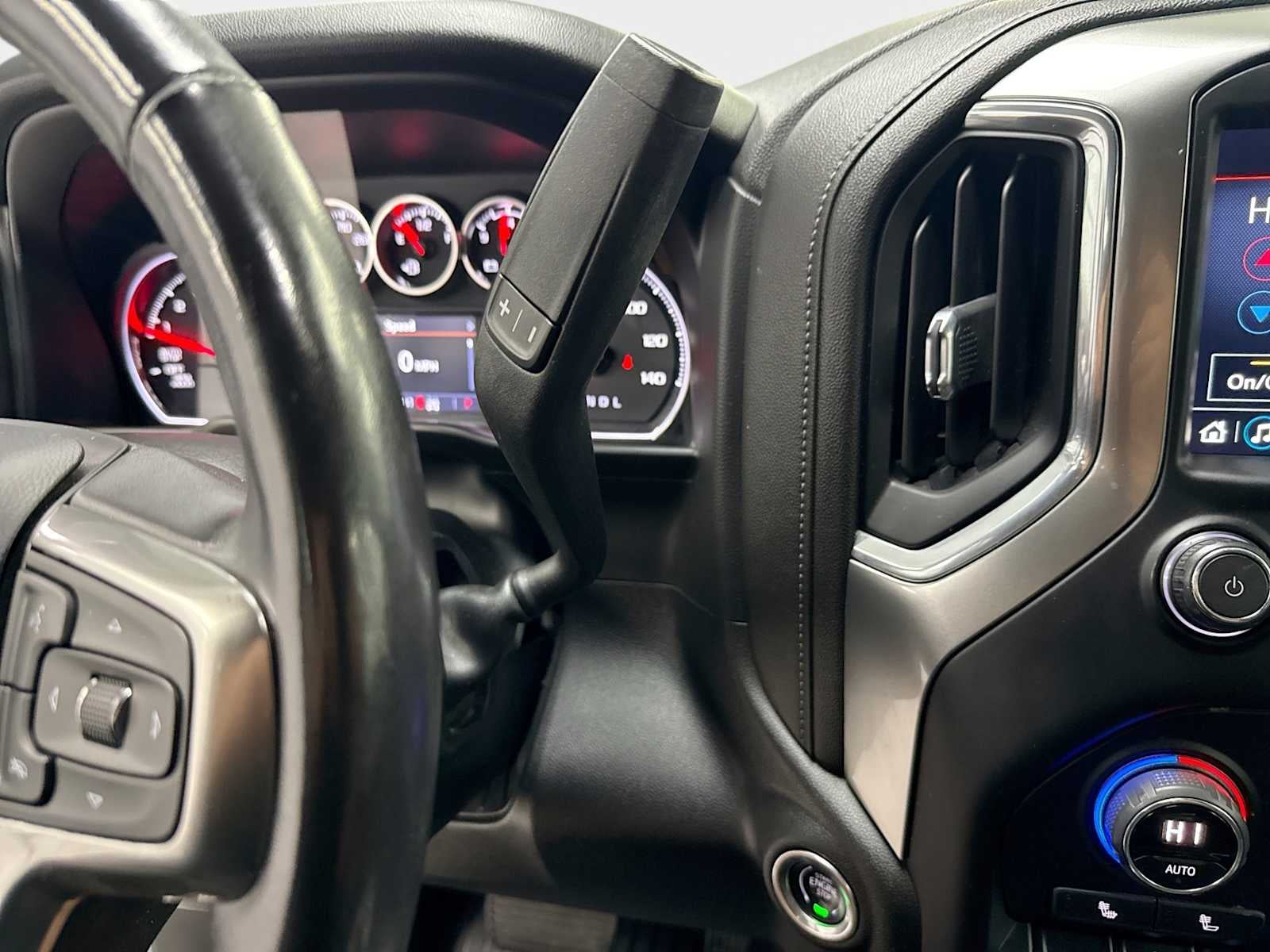 2020 Chevrolet Silverado 1500 RST - Photo 20