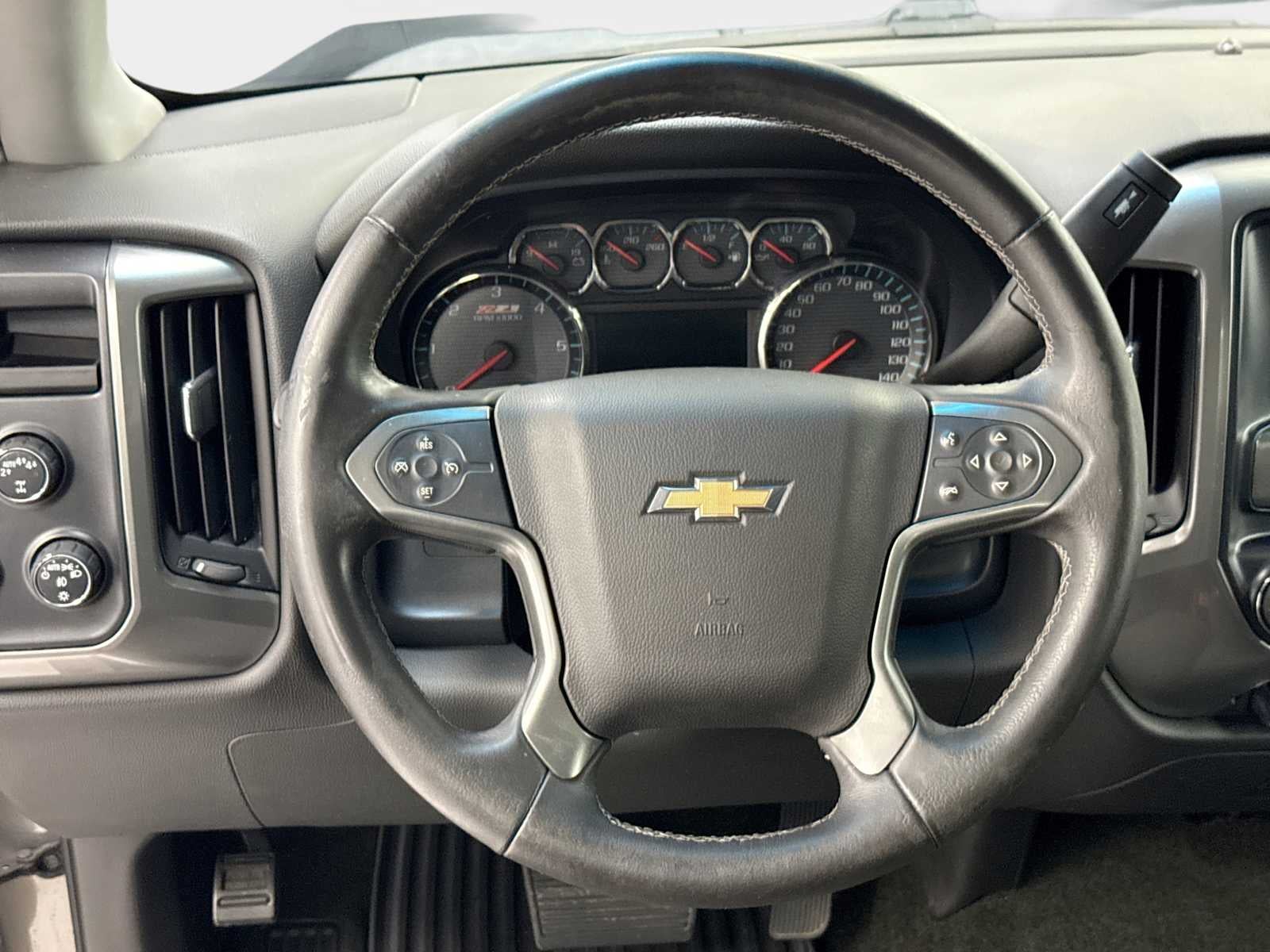 2017 Chevrolet Silverado 1500 LT Z71 - Photo 11