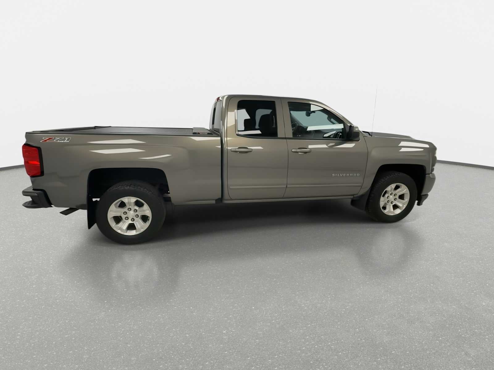 2017 Chevrolet Silverado 1500 LT Z71 - Photo 9