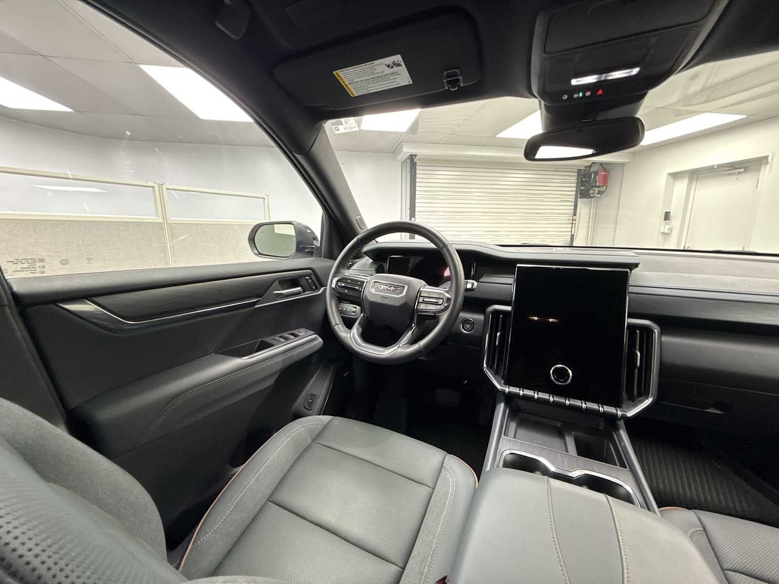 2024 GMC Acadia AT4