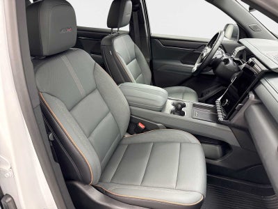 2024 GMC Acadia AT4