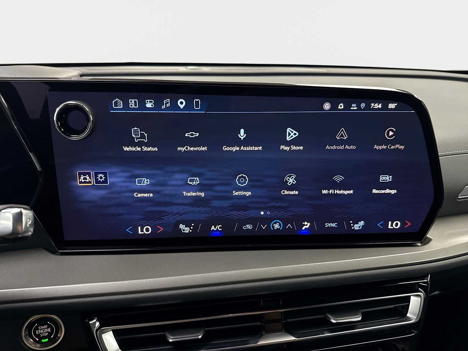 2027 Chevrolet Traverse LT - Photo 11