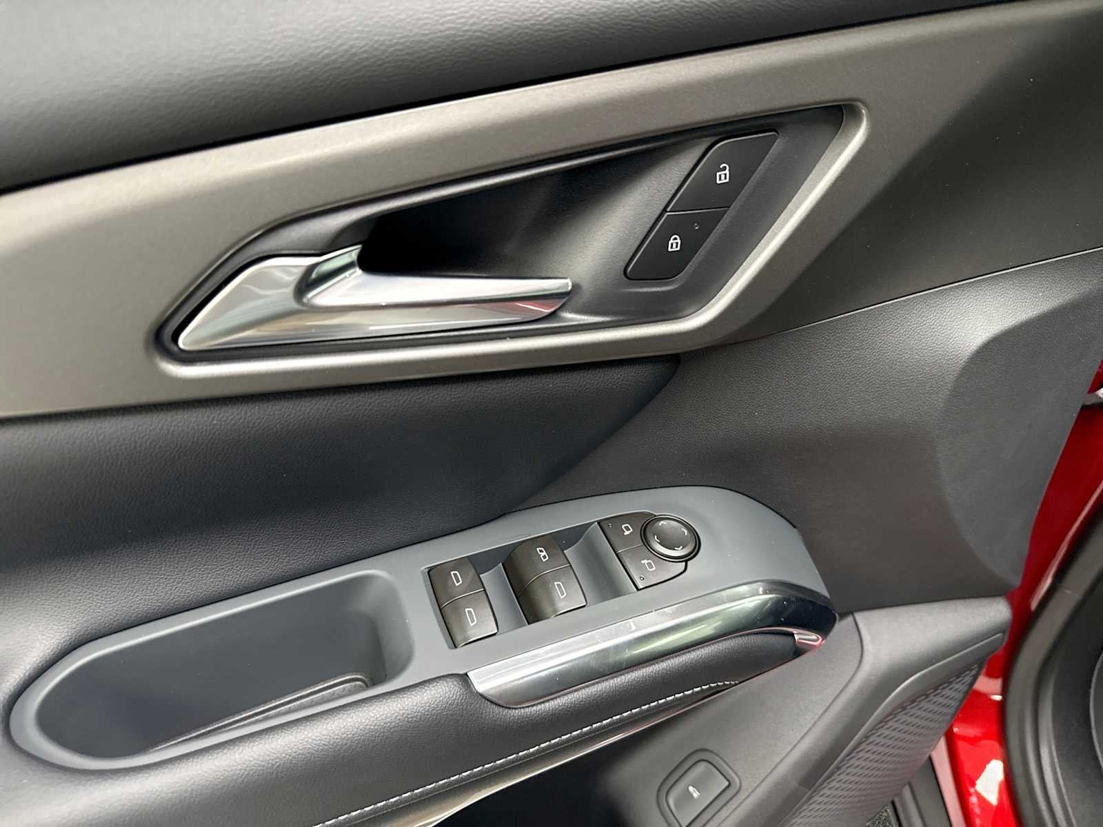 2027 Chevrolet Traverse LT - Photo 14