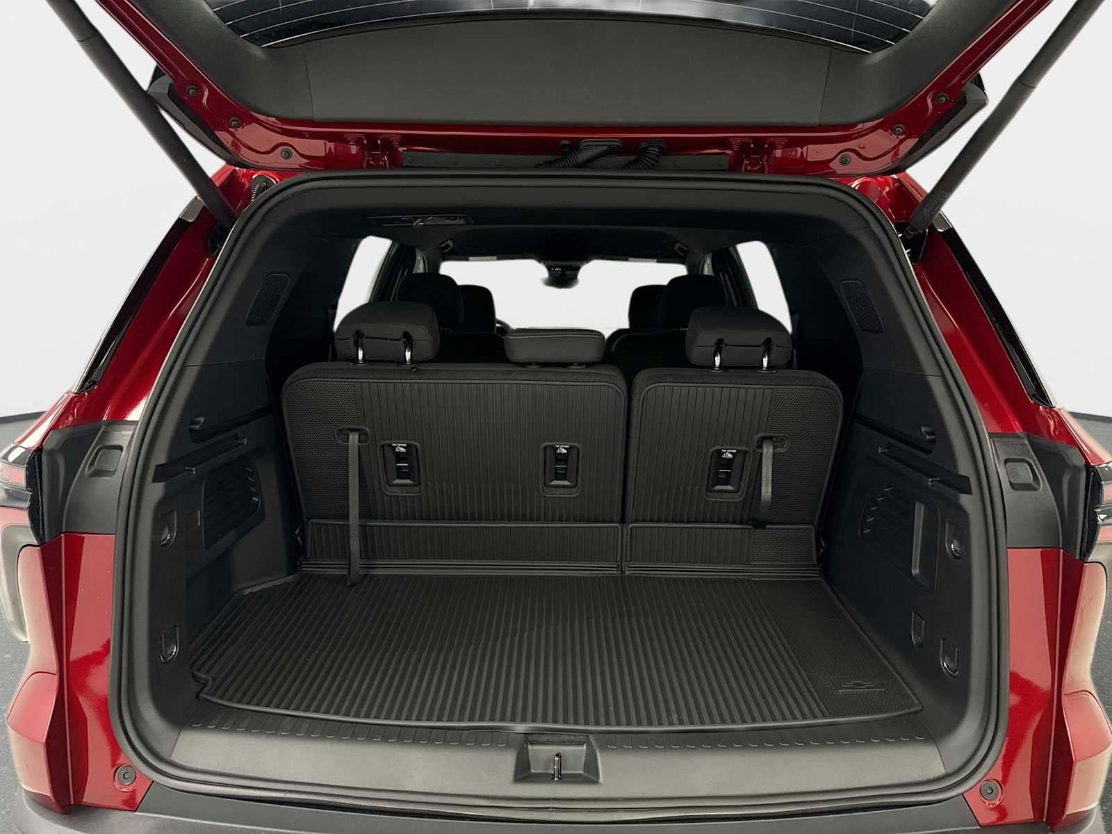 2027 Chevrolet Traverse LT - Photo 19