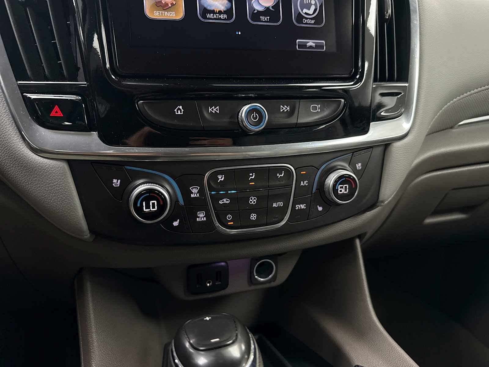 2018 Chevrolet Traverse Premier - Photo 15