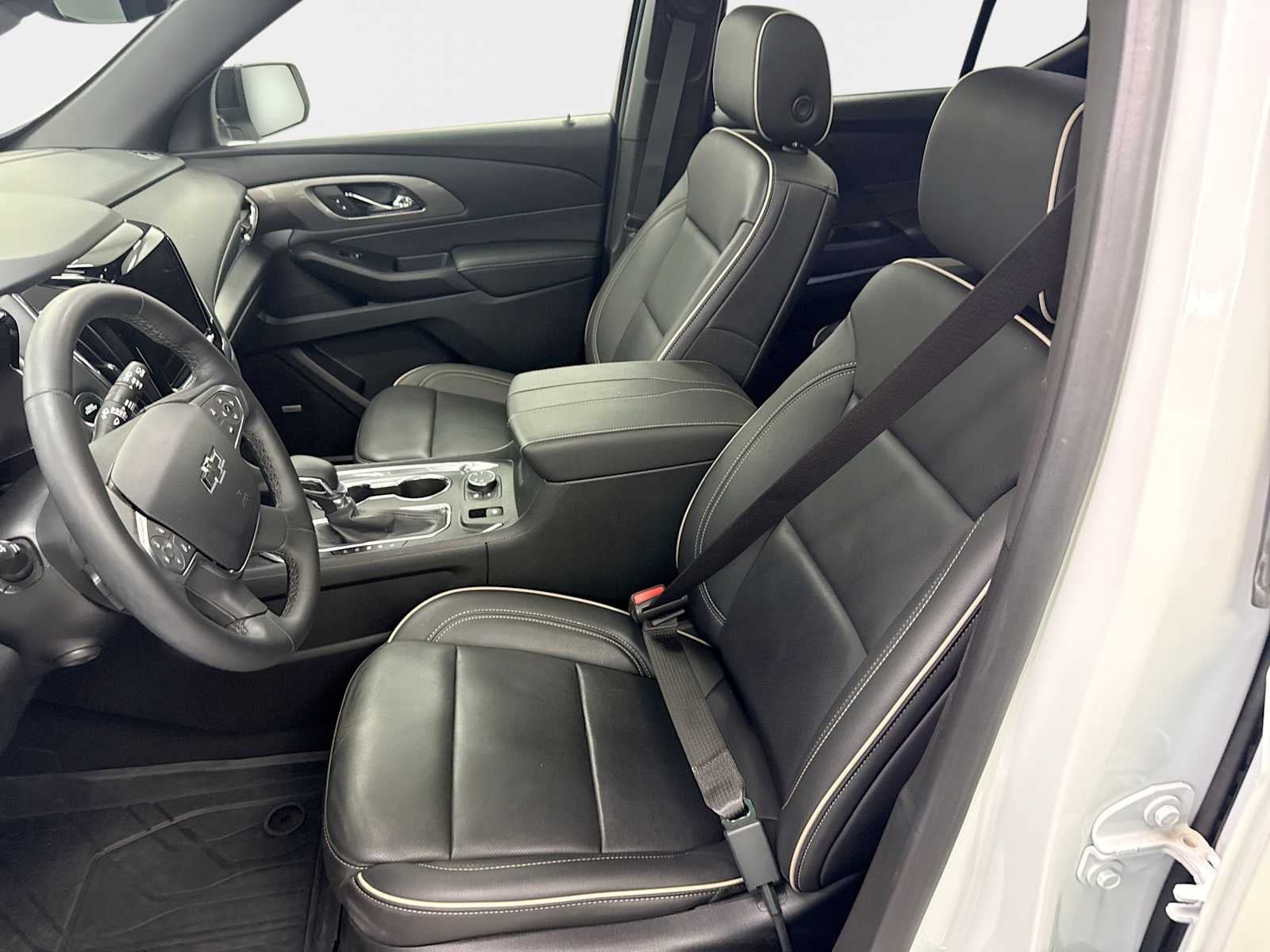 2023 Chevrolet Traverse Premier - Photo 13