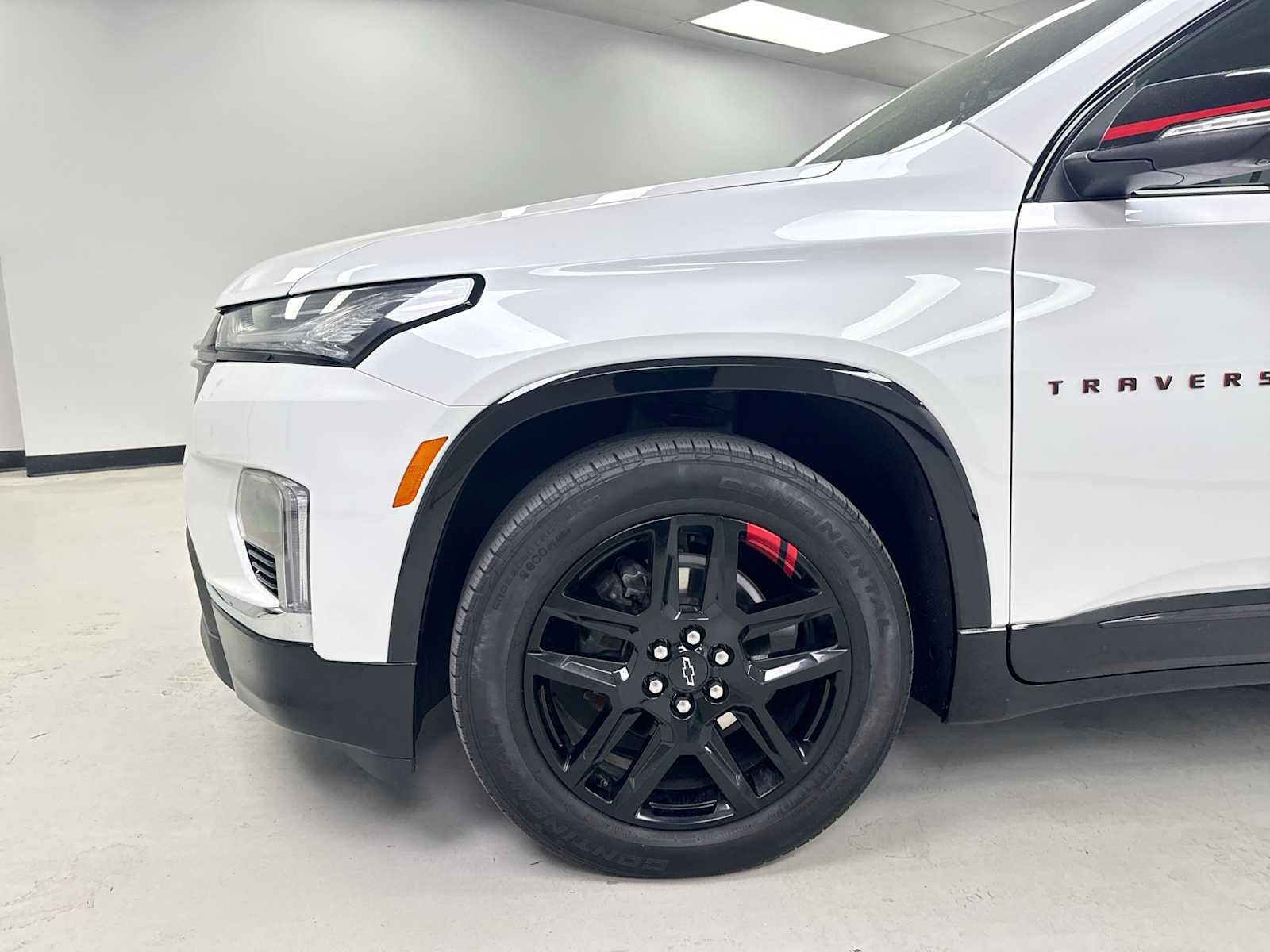 2023 Chevrolet Traverse Premier - Photo 18