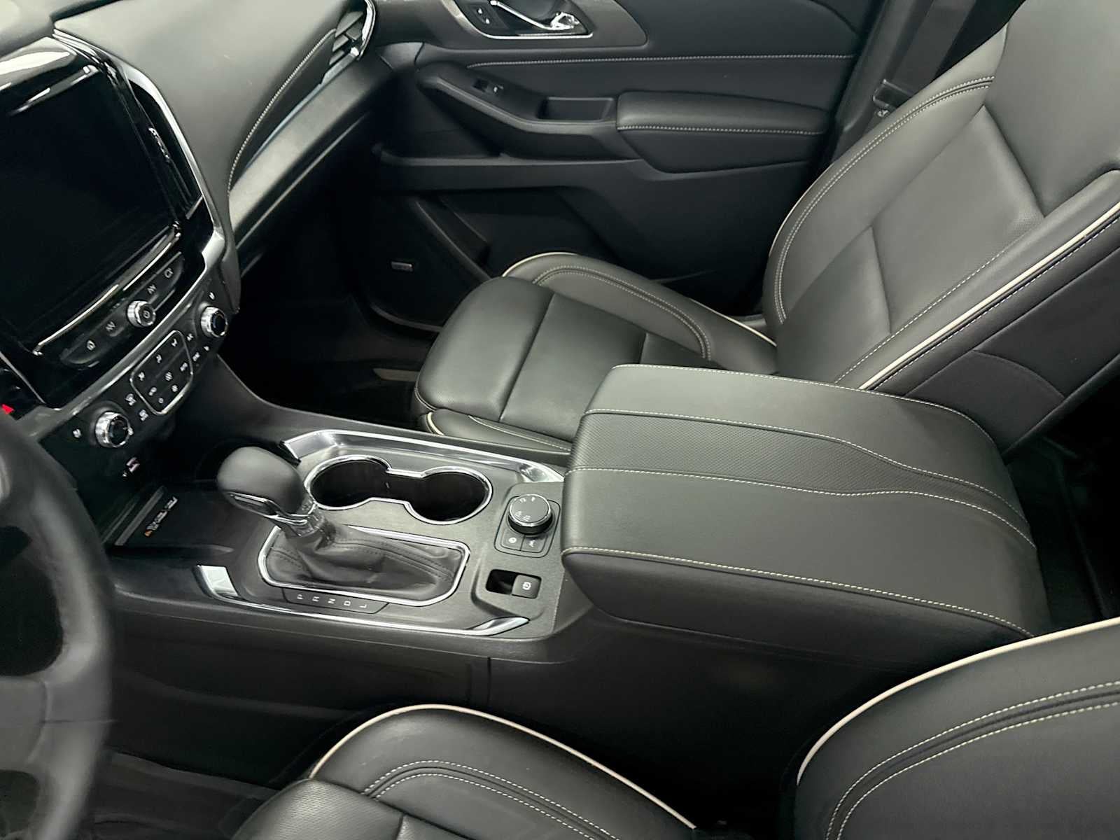 2023 Chevrolet Traverse Premier - Photo 22