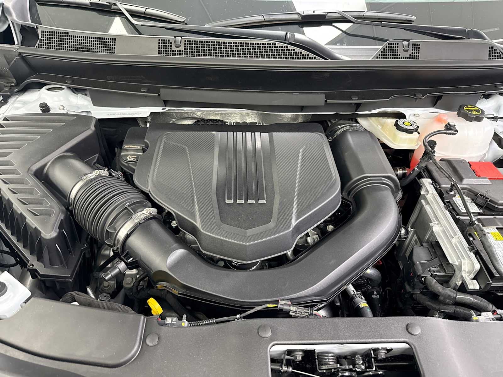 2027 Chevrolet Traverse RS - Photo 18