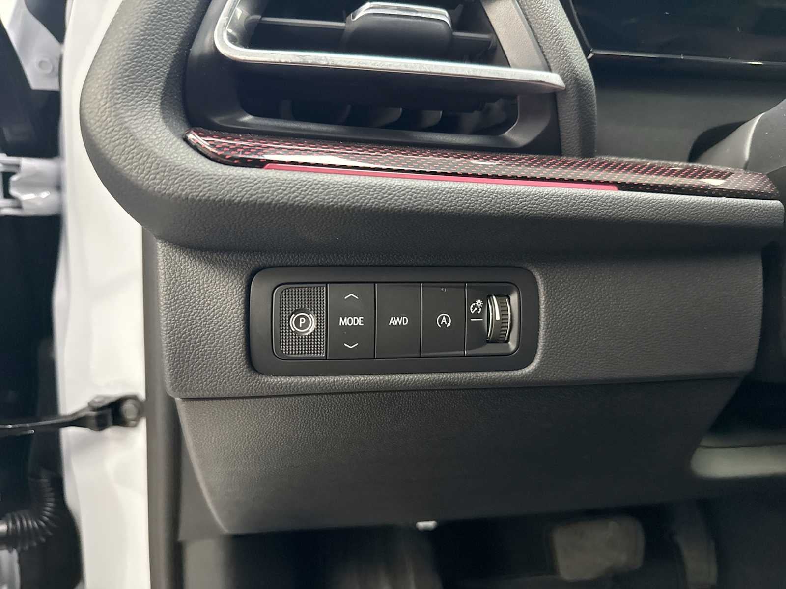 2027 Chevrolet Traverse RS - Photo 30