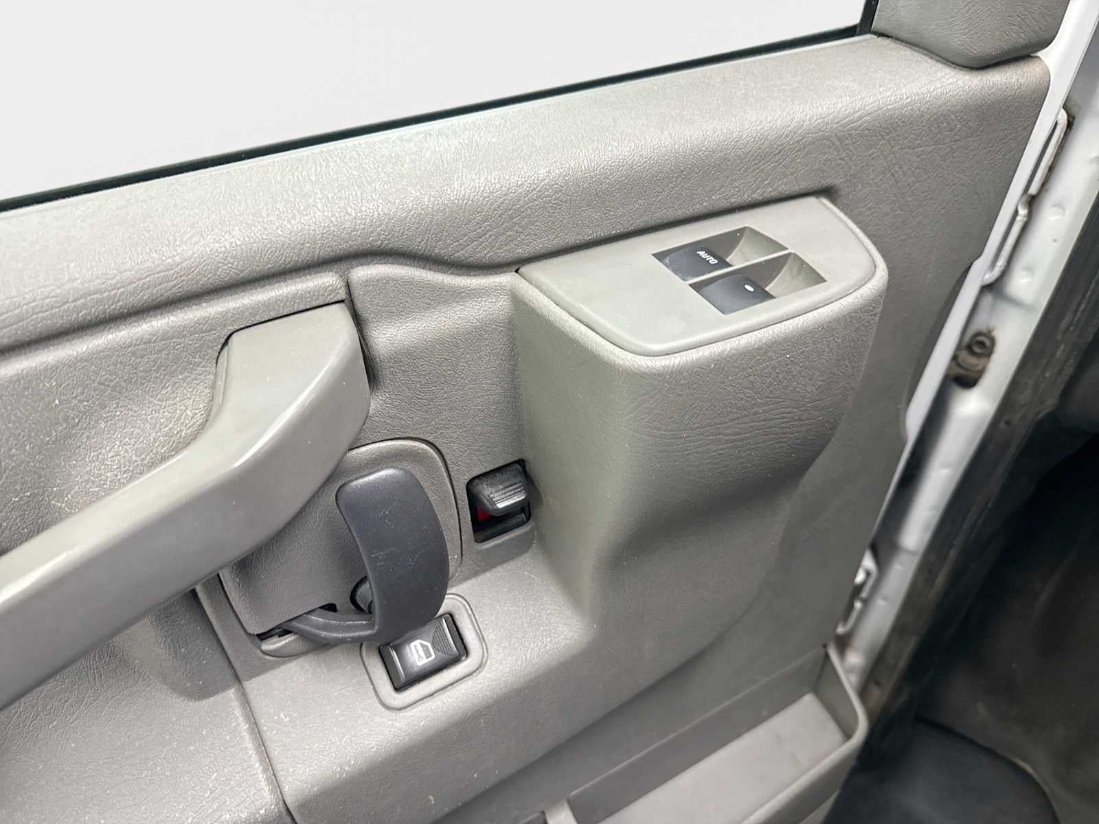 2018 GMC Savana Cargo 2500 Work Van