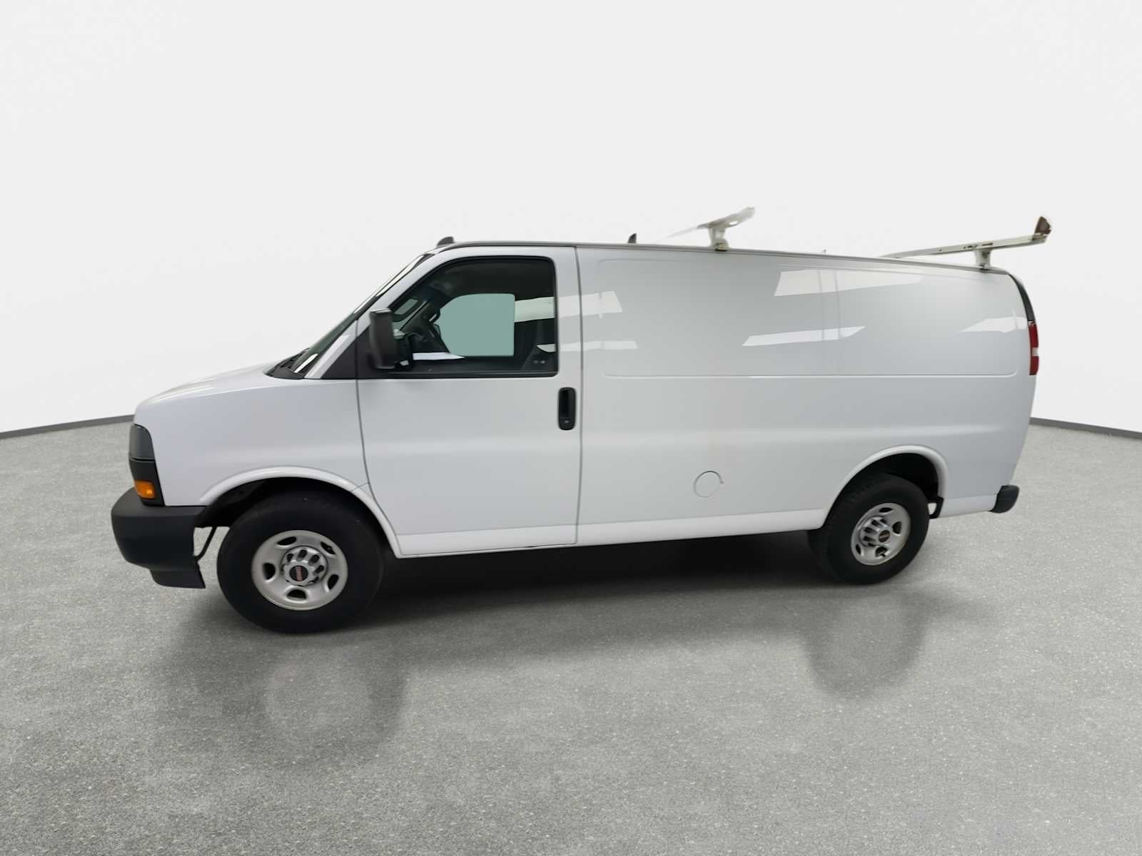 2018 GMC Savana Cargo 2500 Work Van