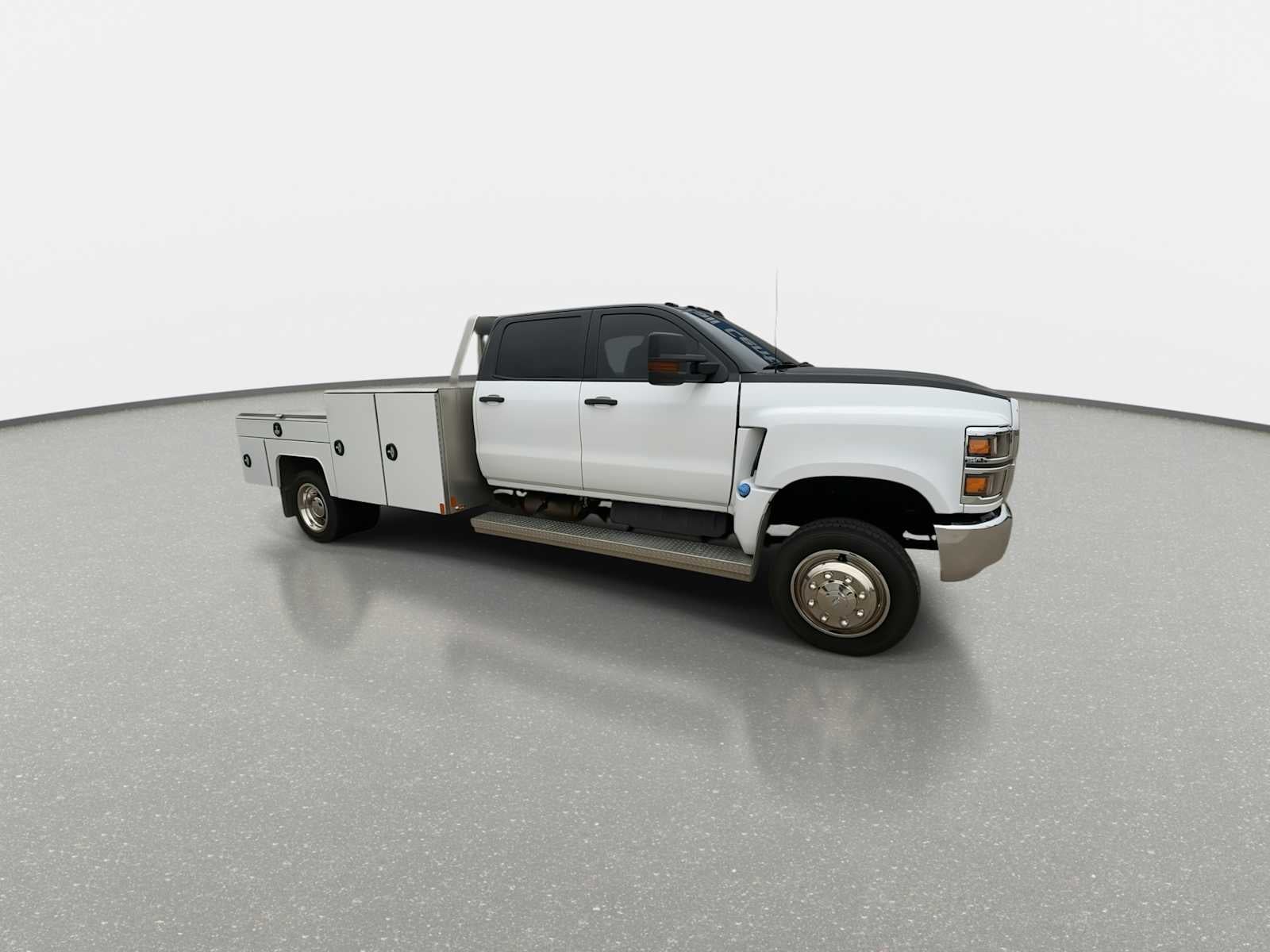2019 Chevrolet Silverado 5500 HD Work Truck