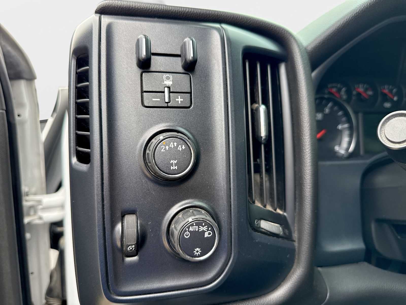 2019 Chevrolet Silverado 5500 HD Work Truck