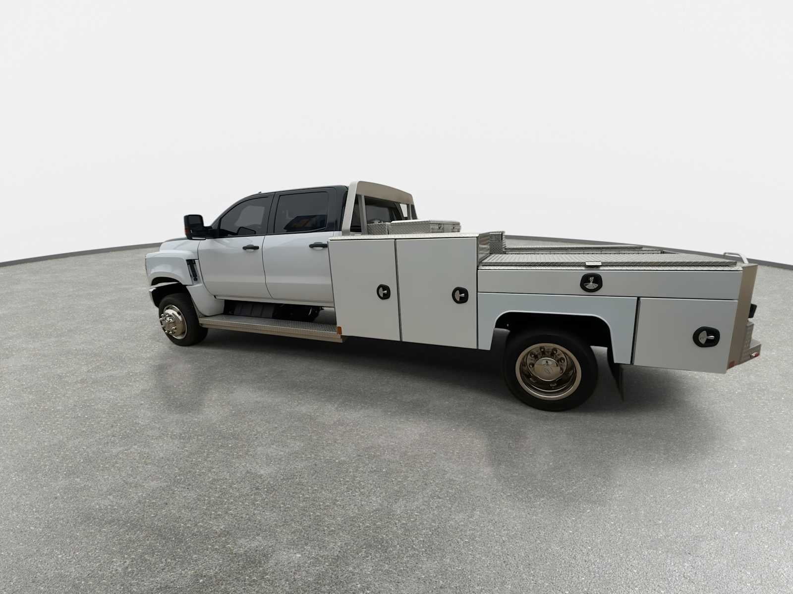2019 Chevrolet Silverado 5500 HD Work Truck