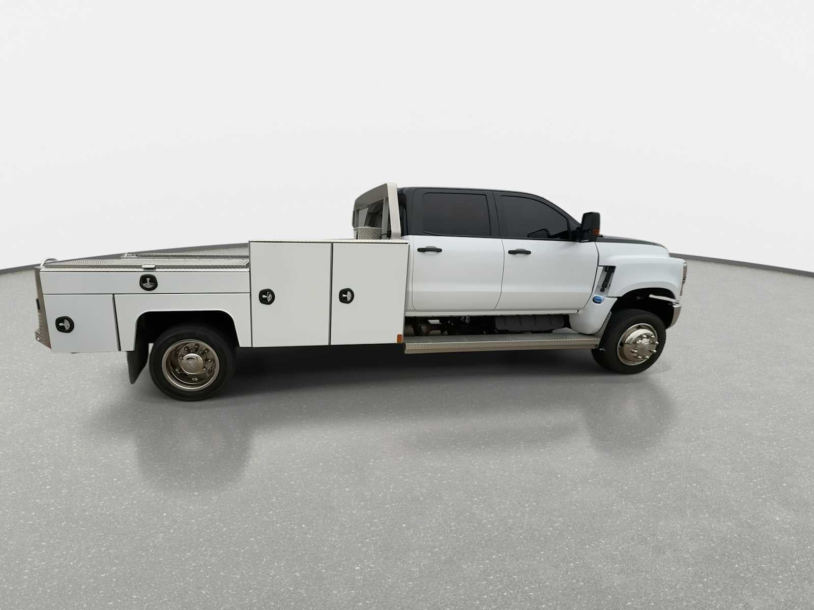 2019 Chevrolet Silverado 5500 HD Work Truck