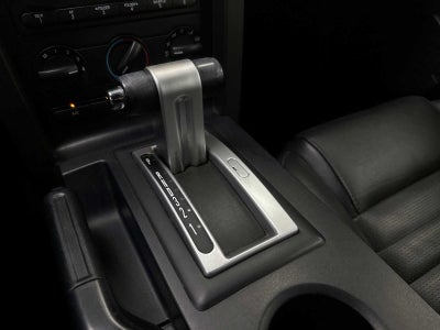 2005 Ford Mustang GT Deluxe