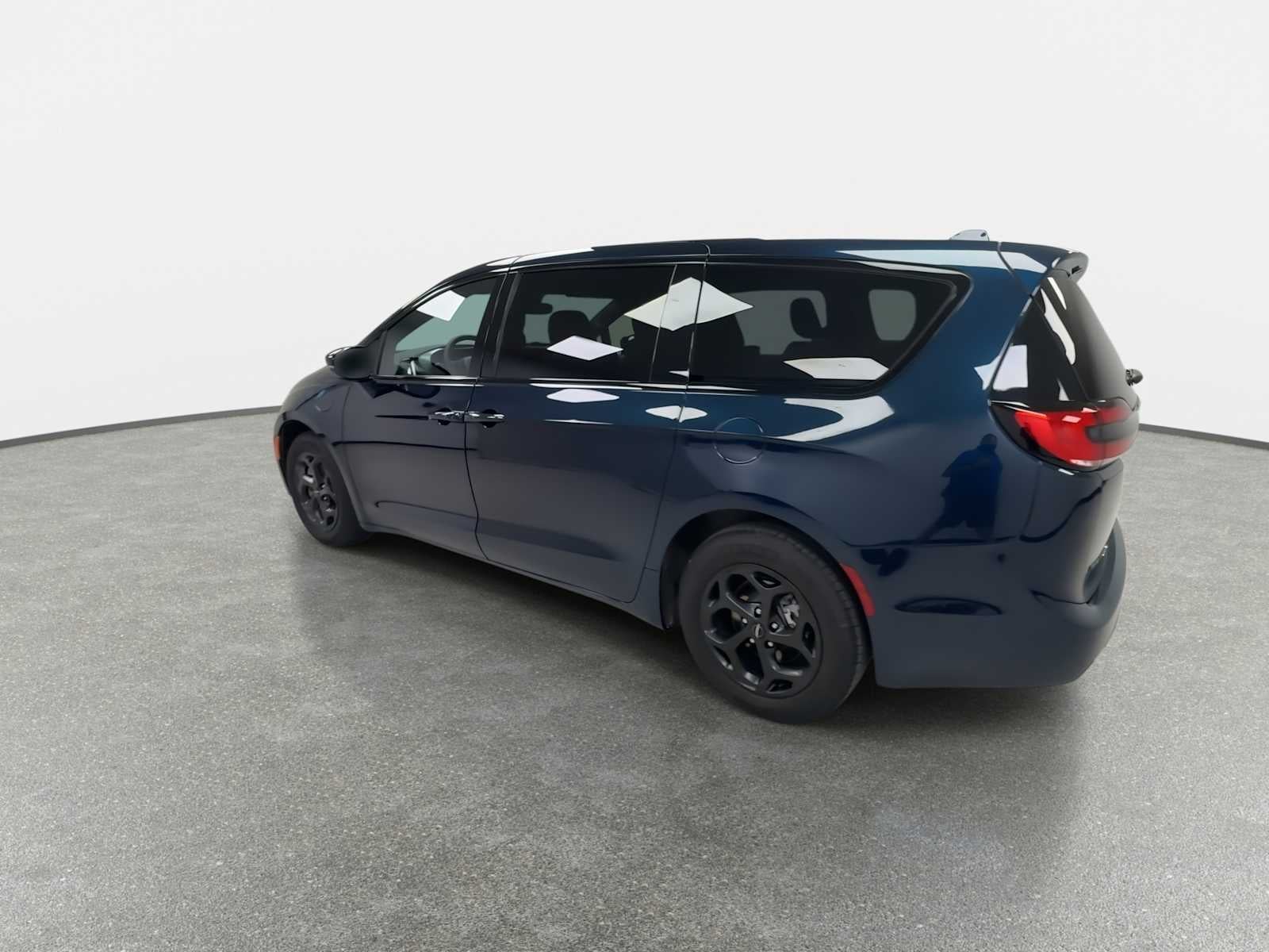 2022 Chrysler Pacifica Hybrid Touring L