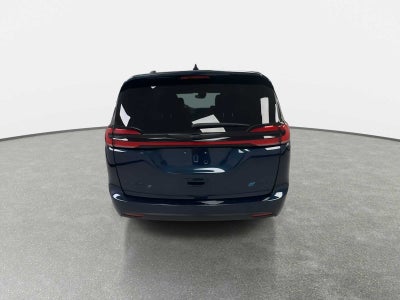 2022 Chrysler Pacifica Hybrid Touring L