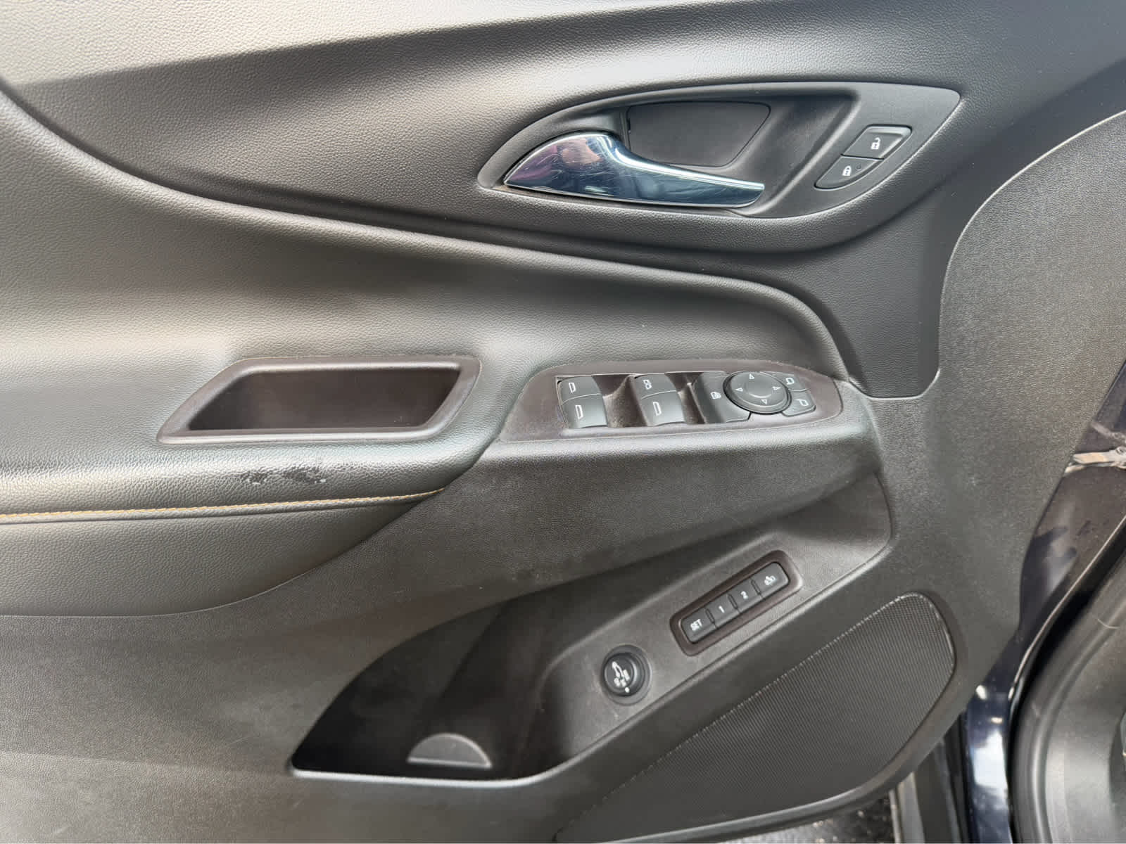 2021 Chevrolet Equinox Premier