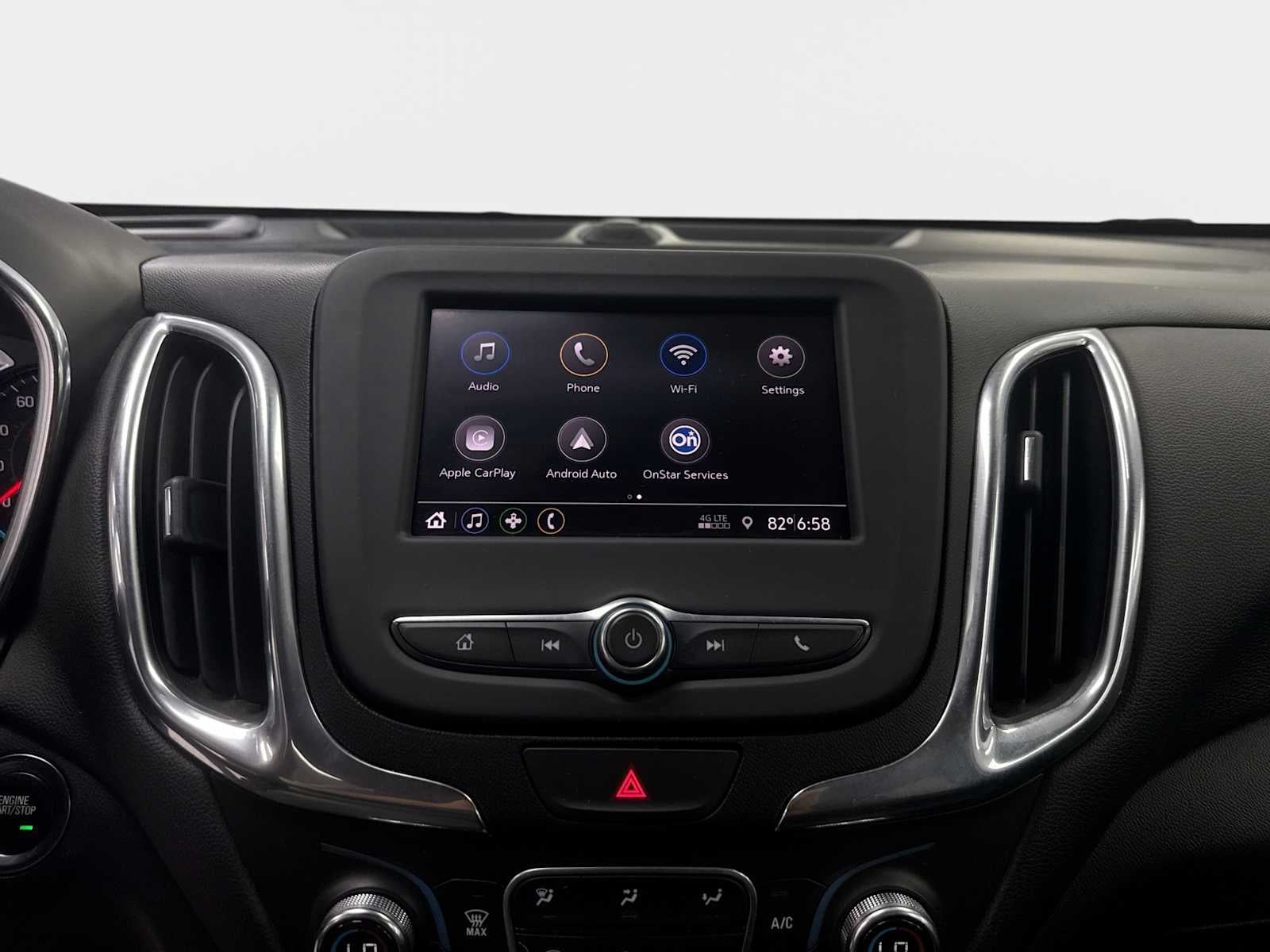 2020 Chevrolet Equinox LT - Photo 12