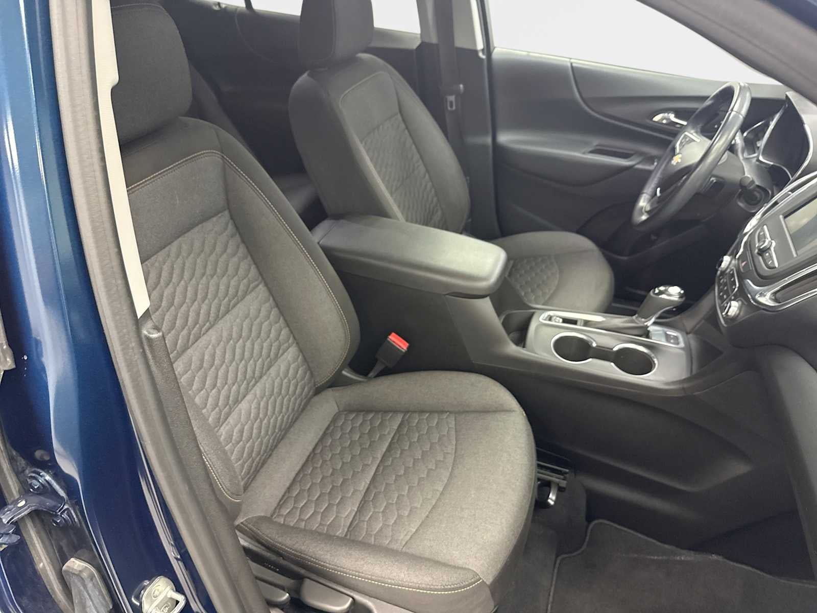 2020 Chevrolet Equinox LT - Photo 23