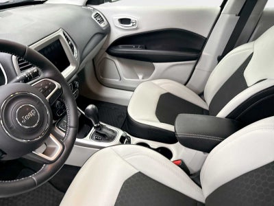 2019 Jeep Compass Latitude FWD