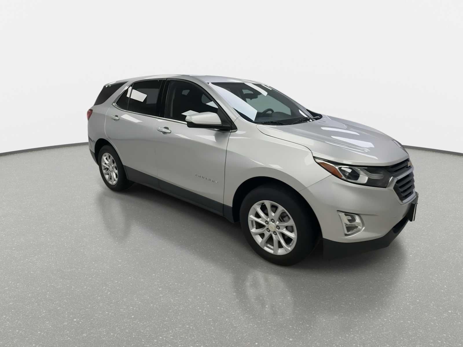 Used 2019 Chevrolet Equinox 2FL with VIN 3GNAXJEV5KS601210 for sale in Clinton, IL