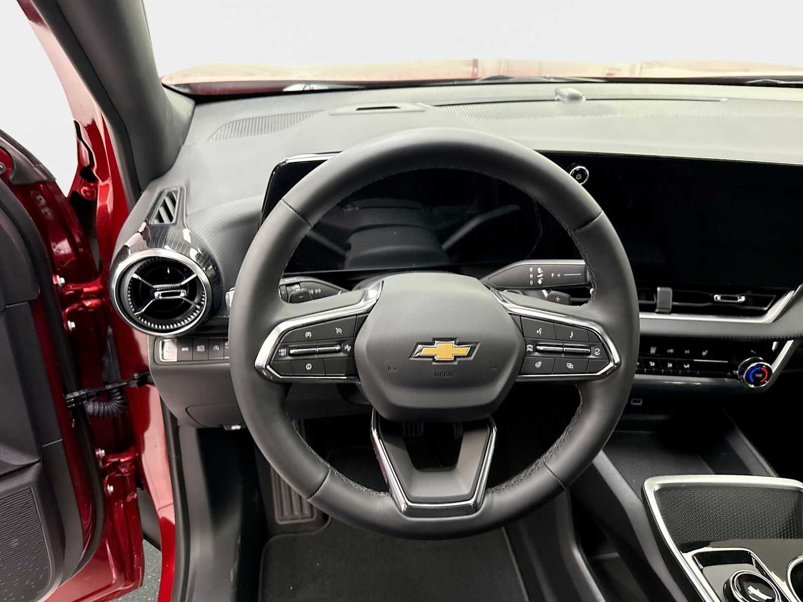 2026 Chevrolet Equinox LT - Photo 11
