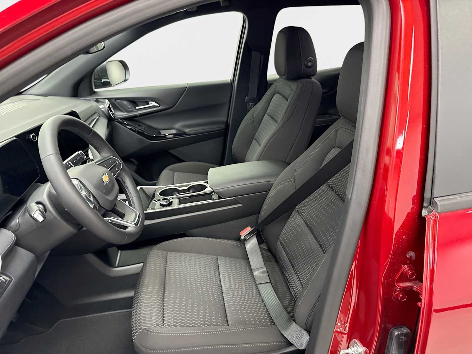 2026 Chevrolet Equinox LT - Photo 13