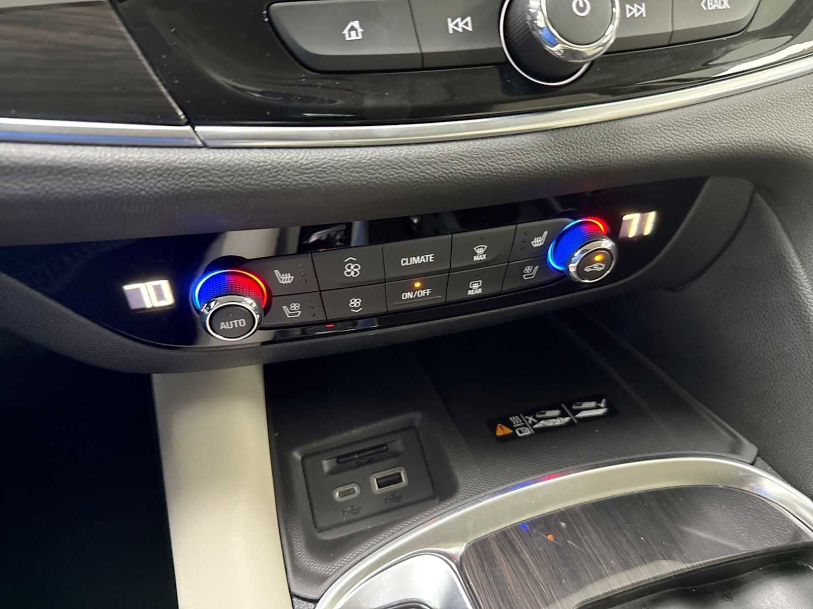 2022 Buick Enclave Premium