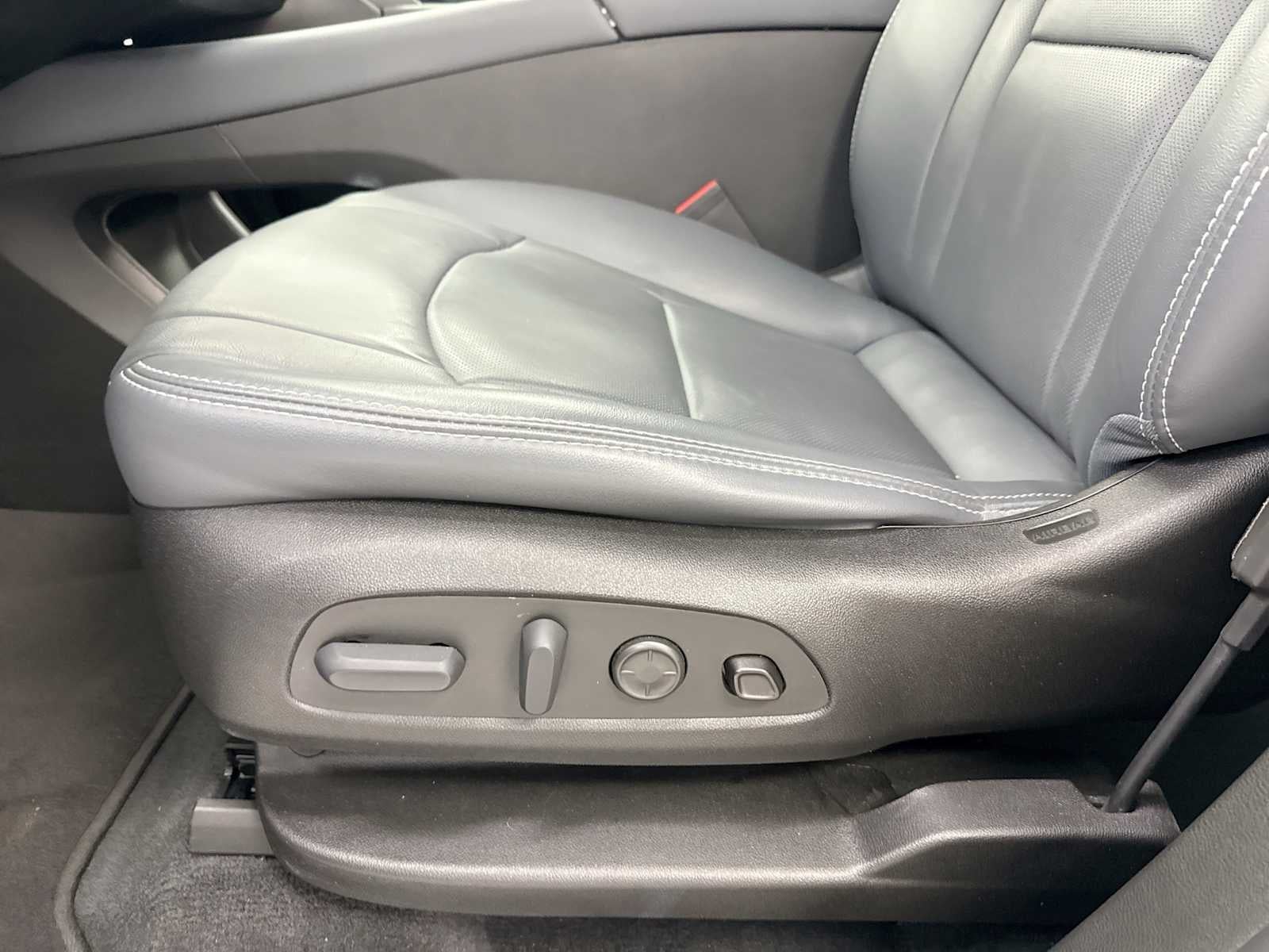 2022 Buick Enclave Premium - Photo 14