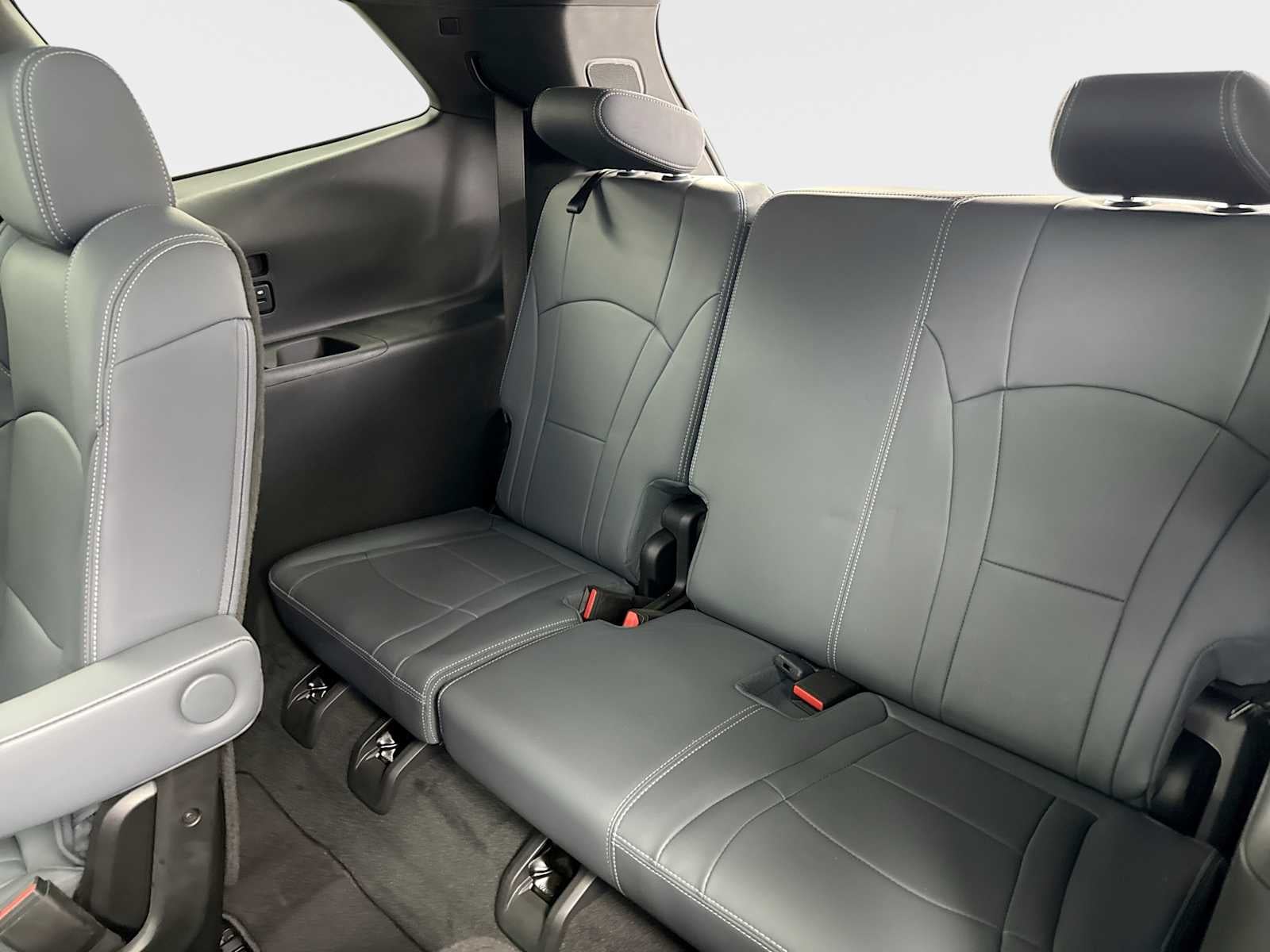 2022 Buick Enclave Premium - Photo 25