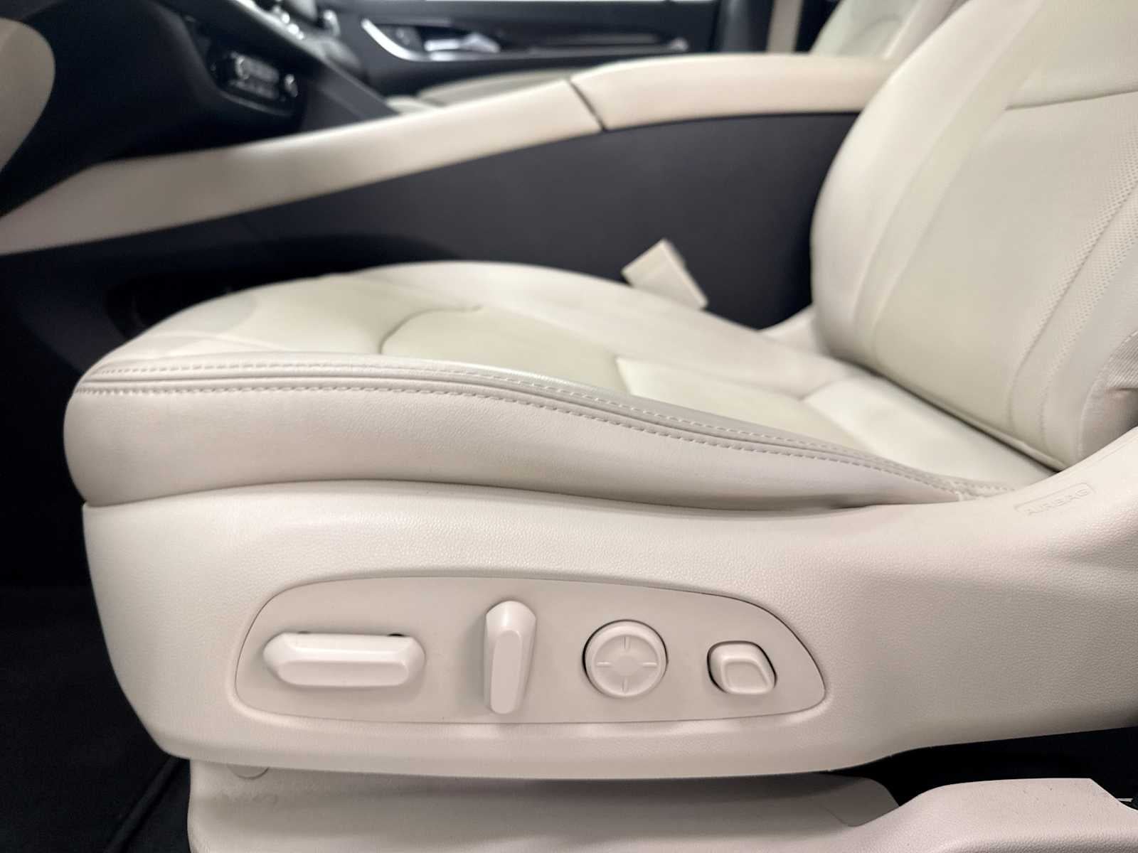 2023 Buick Enclave Premium - Photo 14