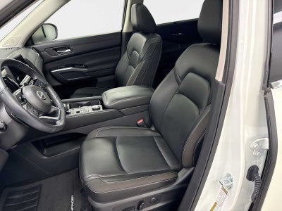 2024 Nissan Pathfinder SL 4WD