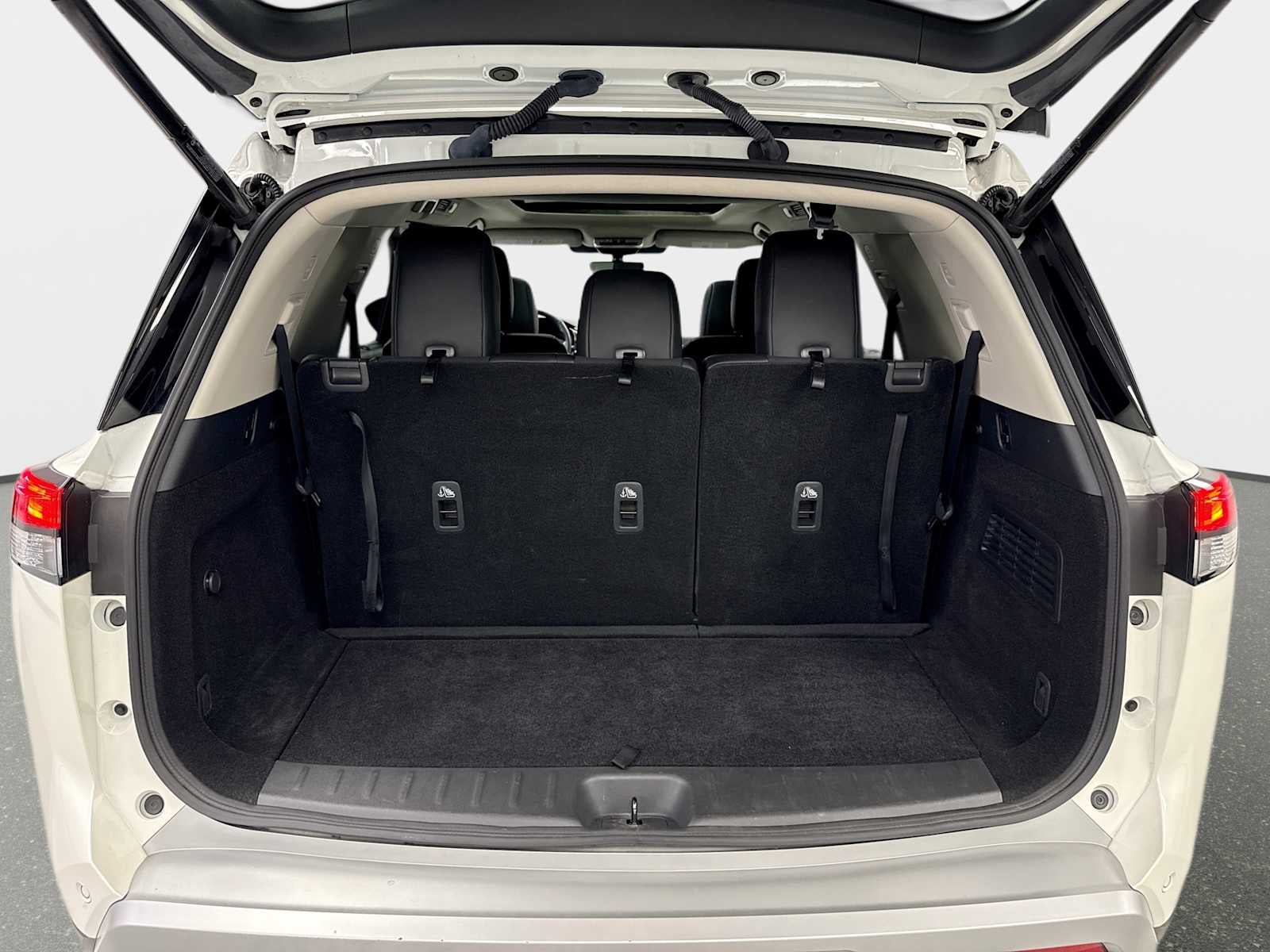 2024 Nissan Pathfinder SL 4WD