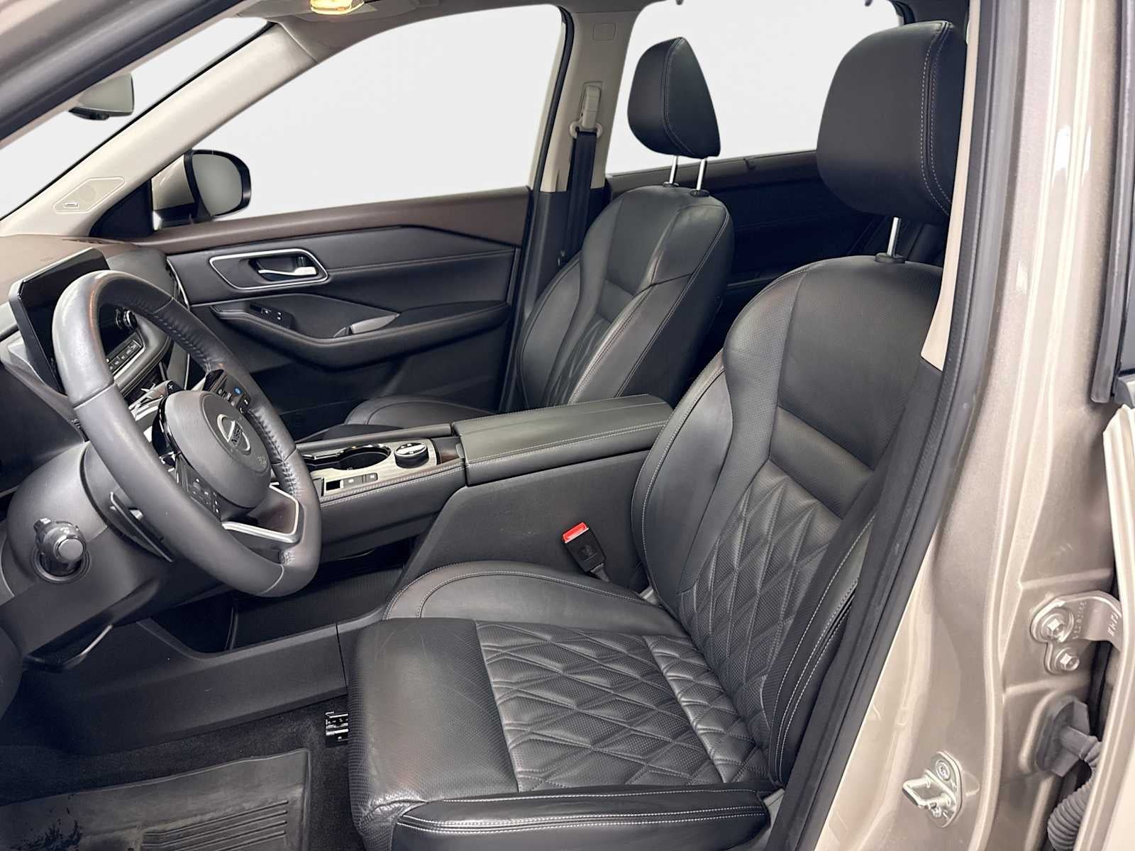 2021 Nissan Rogue Platinum - Photo 13