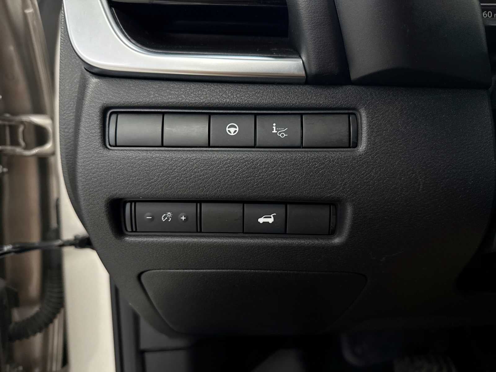 2021 Nissan Rogue Platinum - Photo 28